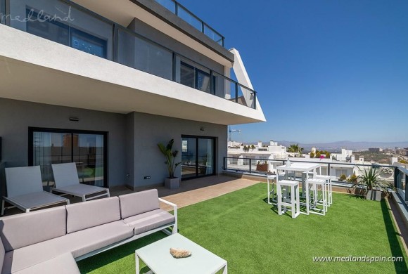 Apartment for sale in Alicante