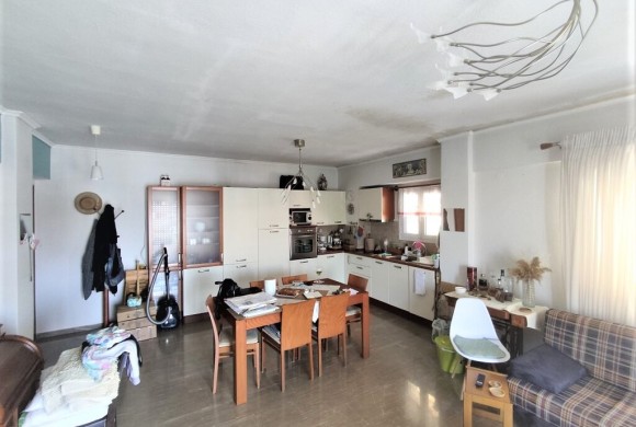 Apartment for sale in Suburbs