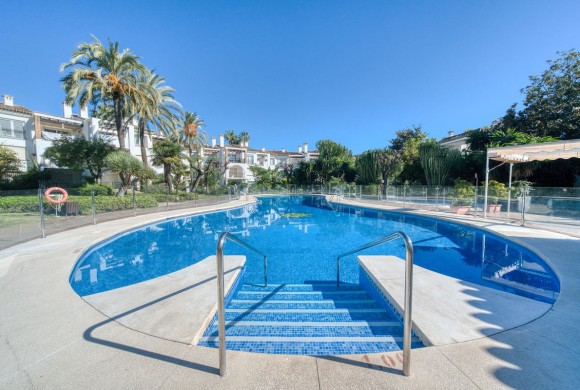 Apartment for sale in New Golden Mile