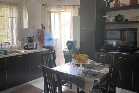 Townhouse for sale in Iklin