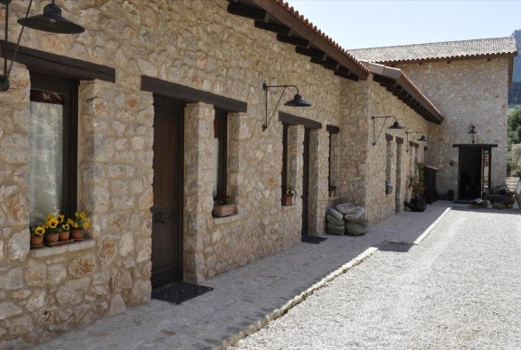 Hotel for sale in Fokida