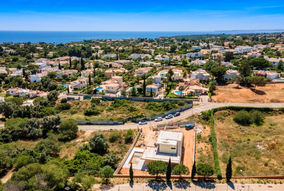 Villa for sale in West algarve