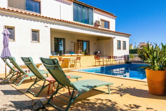 Villa for sale in East algarve