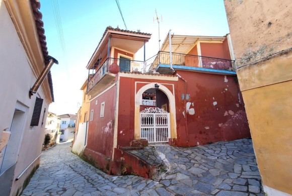 Townhouse for sale in Corfu Prefecture
