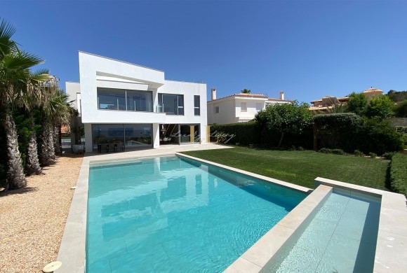 Villa for sale in El Toro