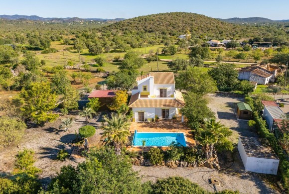 Villa for sale in East algarve
