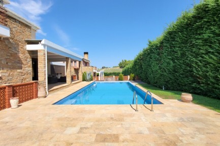 Villa for sale in 