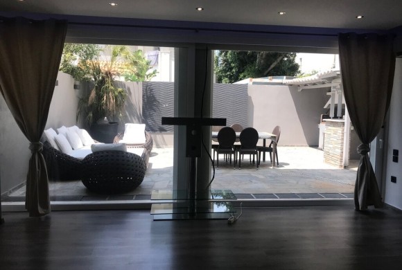 House for sale in South