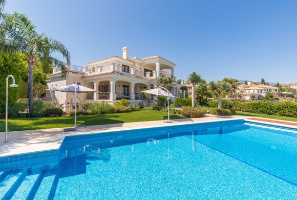 Villa for sale in Malaga
