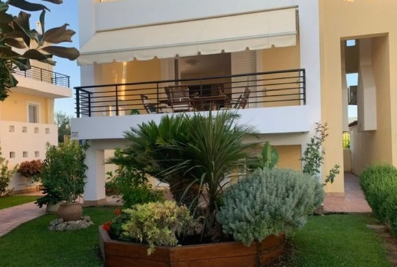 Townhouse for sale in Peloponnese