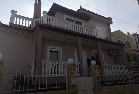 House for sale in East