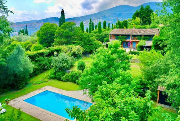 Villa for sale in Provence-Alpes-Côte d'Azur