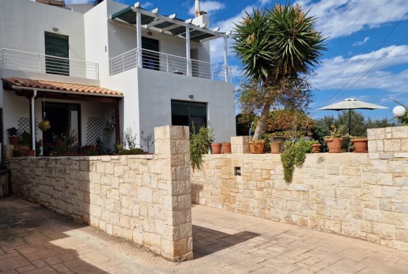 Townhouse for sale in Heraklion Prefecture