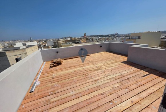 Townhouse for sale in Hamrun