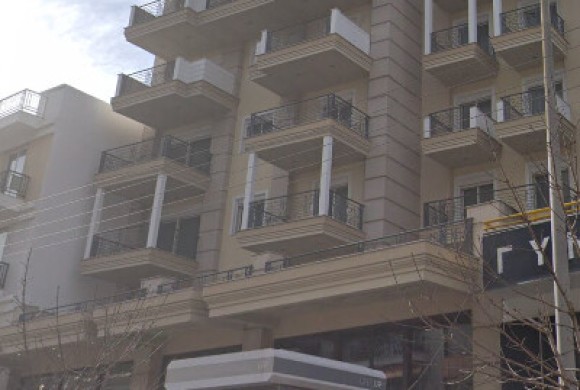 Building for sale in Suburbs