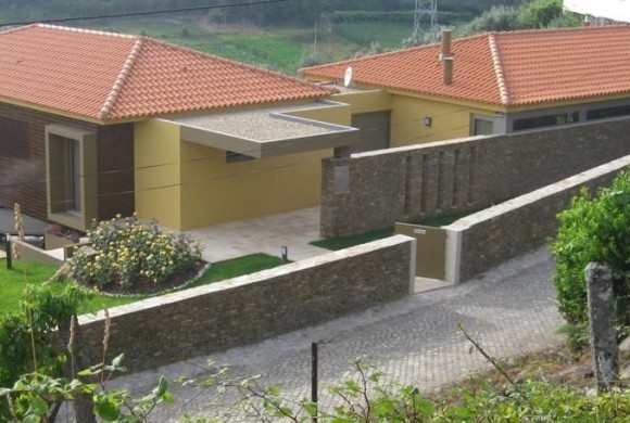 Villa for sale in Viana Do Castelo