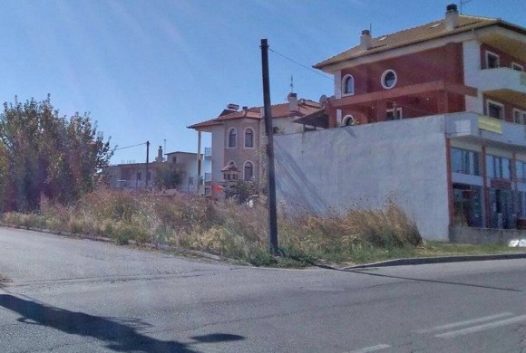 Land for sale in Pieria Prefecture