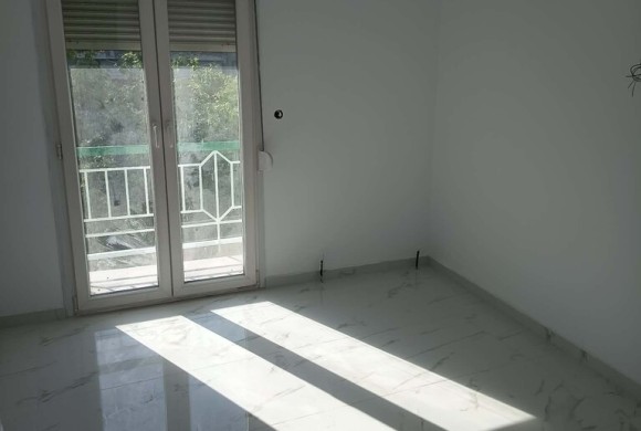 Apartment for sale in Suburbs