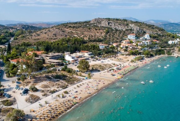 Land for sale in Achaia