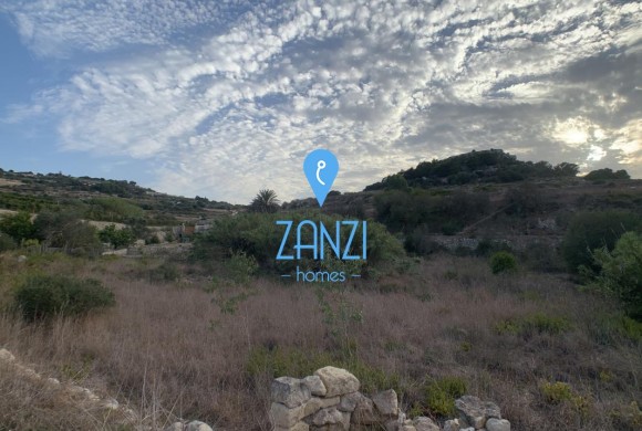Land for sale in Bidnija
