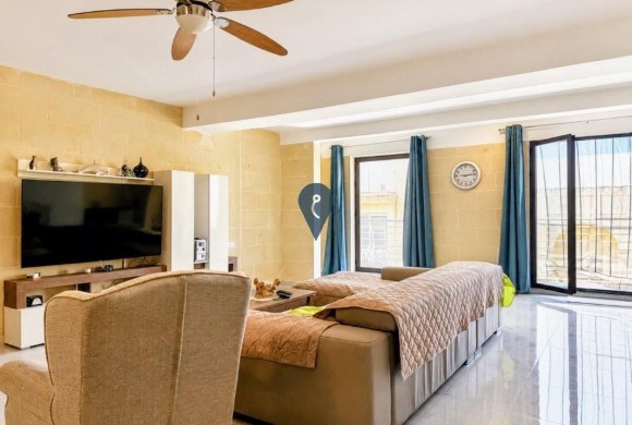 Apartment for sale in Ghajnsielem