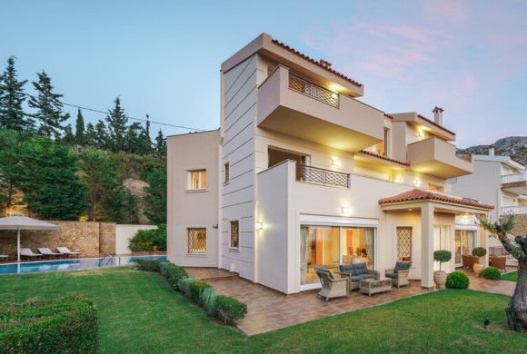 Villa for sale in Rest of Attica