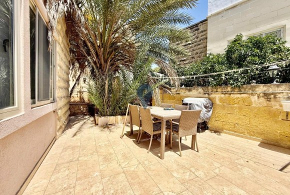 Villa for sale in Kappara