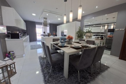 Apartment for sale in
