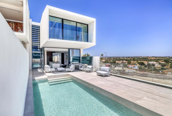 Villa for sale in Central algarve