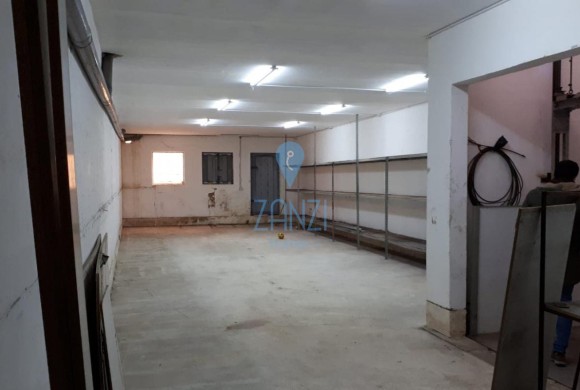 Shop / Business for sale in Tarxien