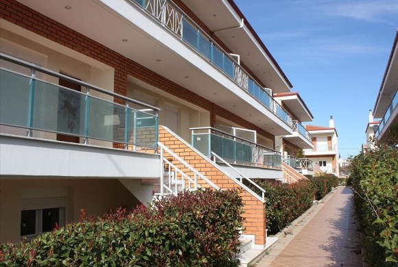 Townhouse for sale in Suburbs