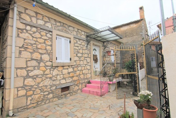 House for sale in Corfu Prefecture