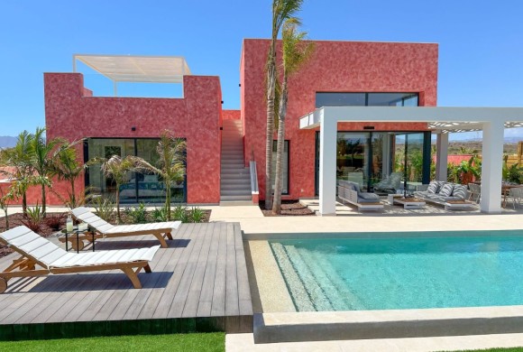 Villa for sale in Almería