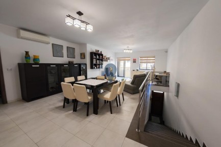 Townhouse for sale in