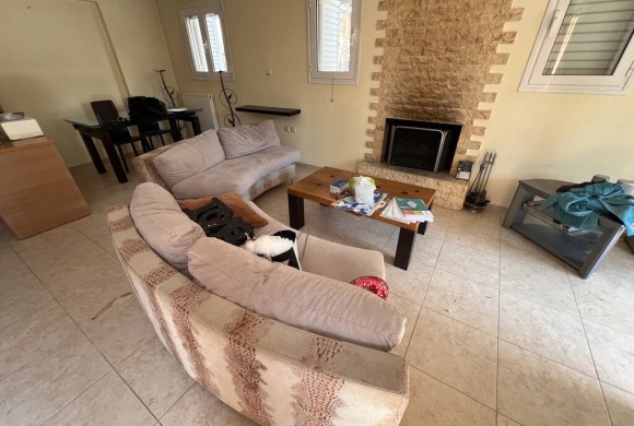 Townhouse for sale in West