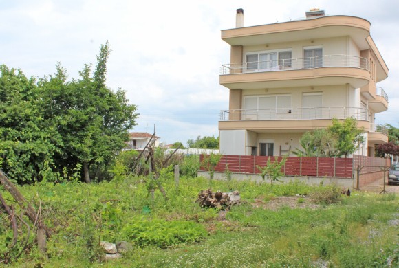 Land for sale in Pieria Prefecture
