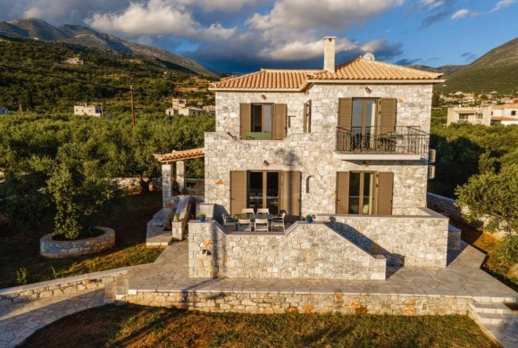 House for sale in Peloponnese