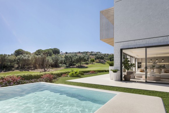 Town house for sale in Malaga