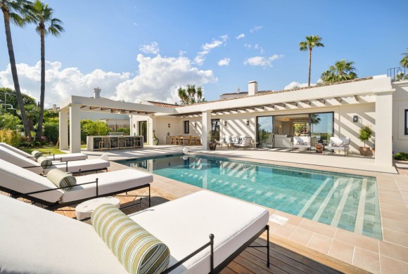 Villa for sale in Malaga