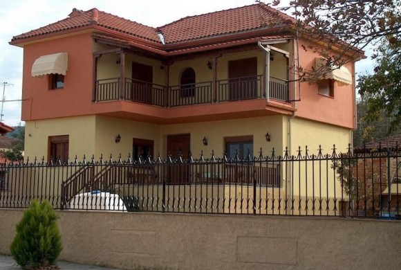 House for sale in Suburbs