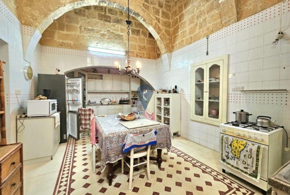 House for sale in Zebbug