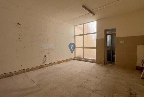 Garage / Parking Space for sale in Qawra