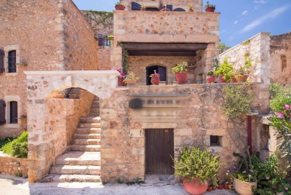 Townhouse for sale in Chania Prefecture