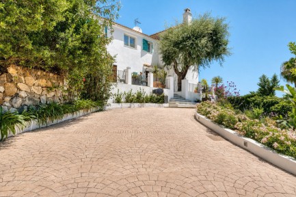 Villa for sale in 