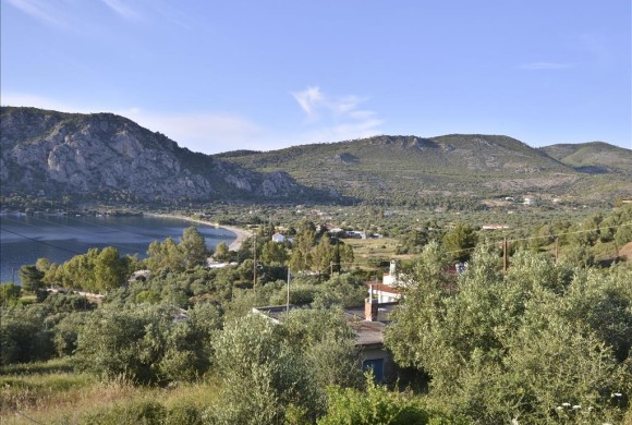 Land for sale in Corinthia