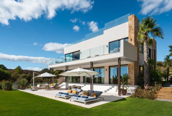 Villa for sale in The Golden Mile