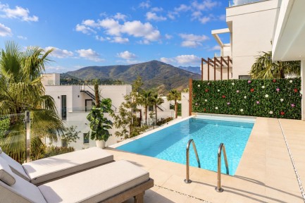 Villa for sale in