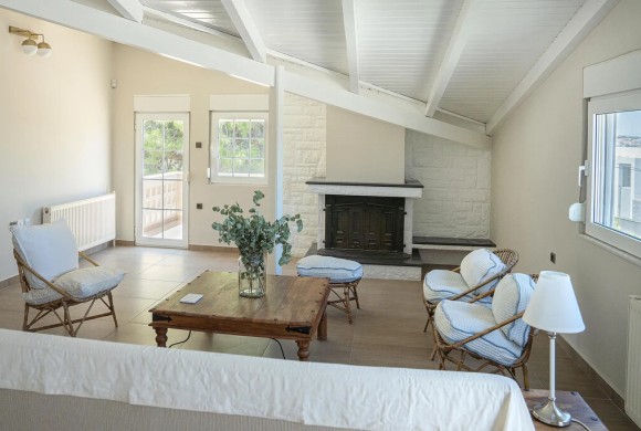Townhouse for sale in Rest of Attica