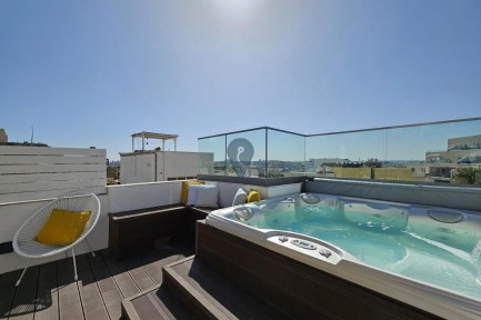 Townhouse for sale in
