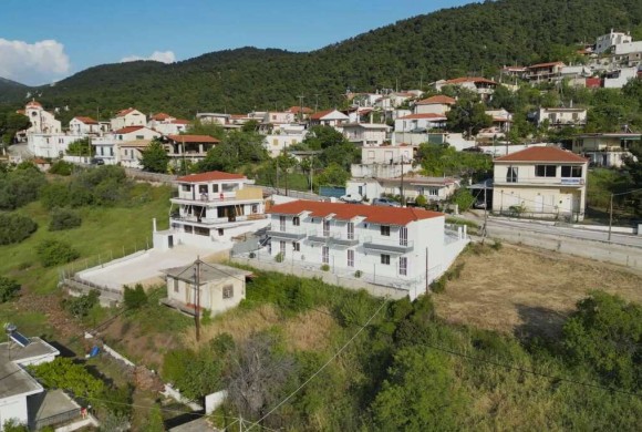Building for sale in Corinthia